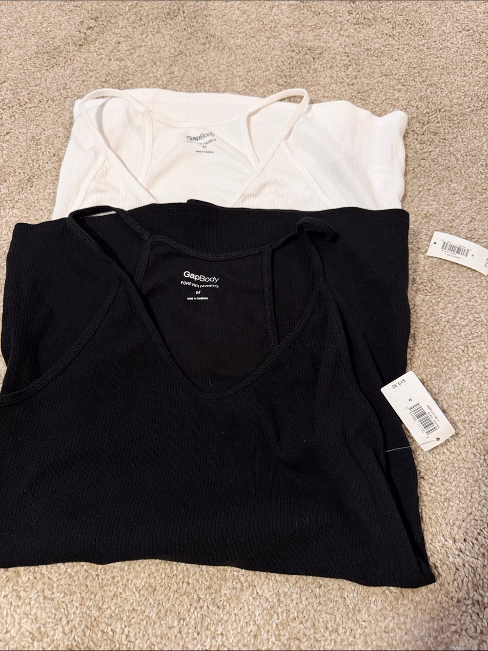 GAPBody Ribbed Scoop Tank Top - Black & White